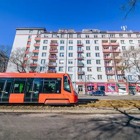 Lägenhet White Apartment, Kraskova 2, Bratislava