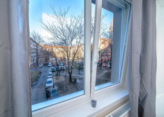 White Apartment, Kraskova 2, *